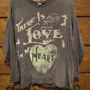 Magnolia Pearl Charcoal Graphic Tee